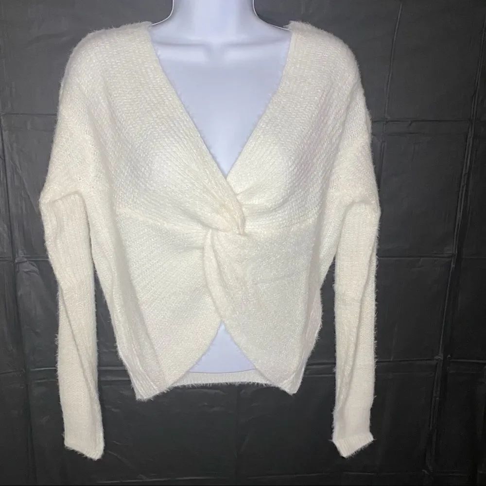 Ivory Fashion Nova Sweater Size XS